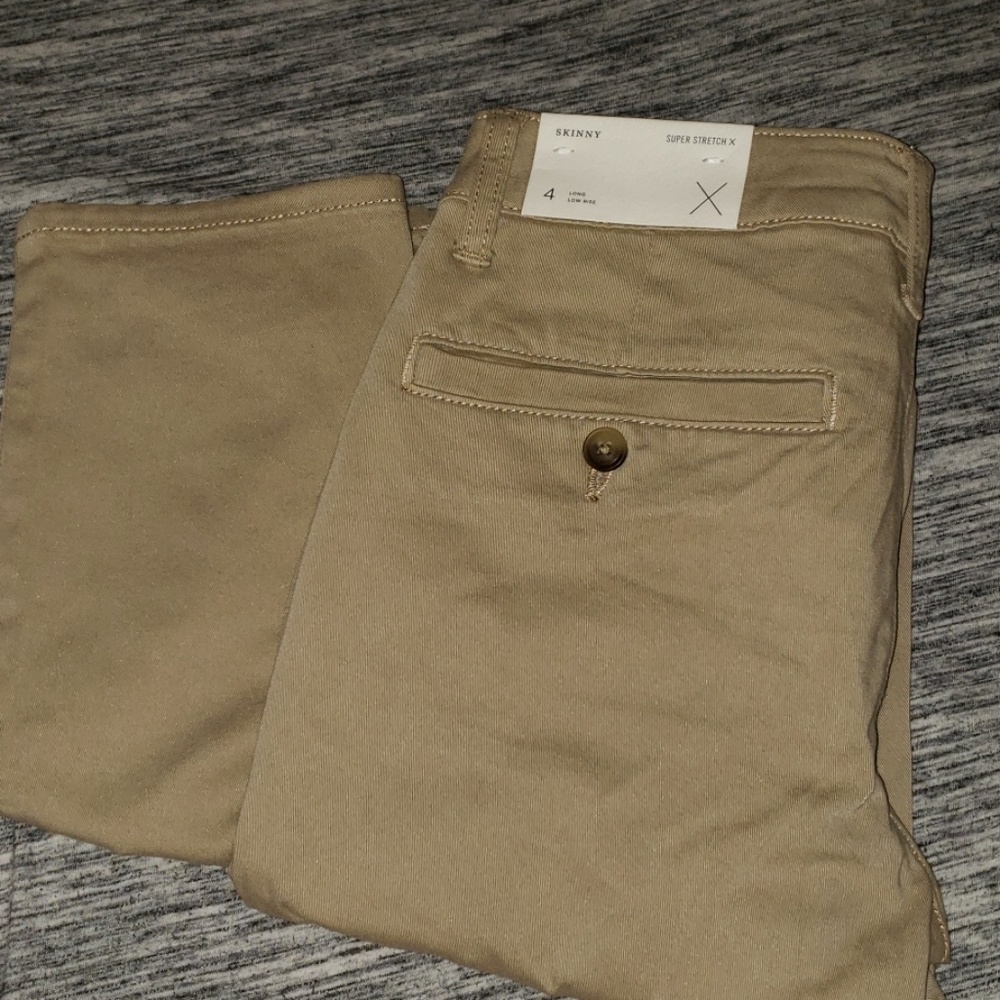 AMERICAN EAGLE skinny pants